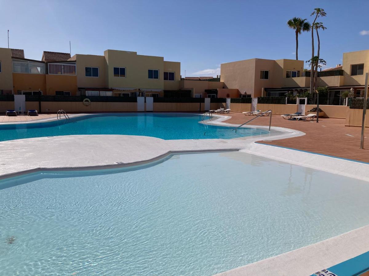2 Bedroom Pool Apartment Close To Beach Rocky Point Corralejo Buitenkant foto